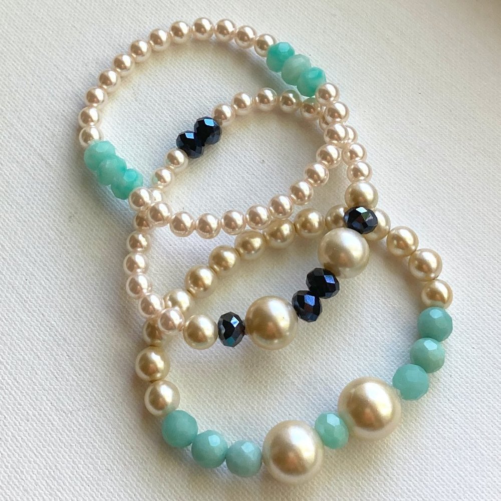 NEW Faux Pearl Stretch Bracelets Set of 3